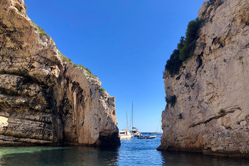 stiniva bay